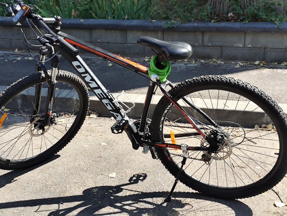 Omega rowan 29" cadru aluminiu, frâne pe disc.