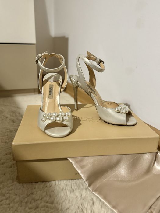 Sandale de ocazie, Il Passo