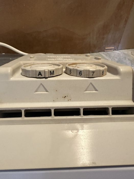 Продавам уреди за отопление конвектори големия работи перфектно