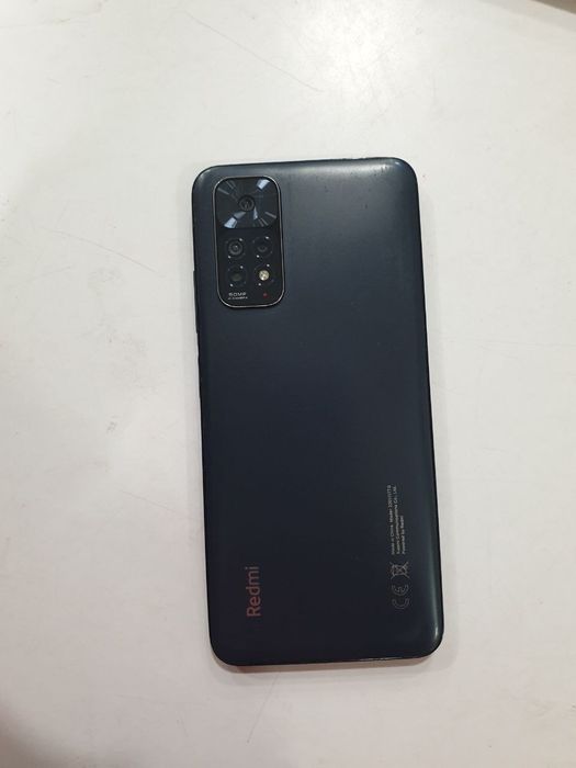 Redmi note 11  aybi ekran almashgan