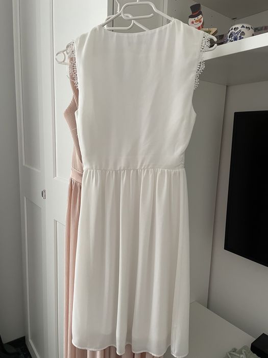 Rochie tiffani roz rochie orsay alba