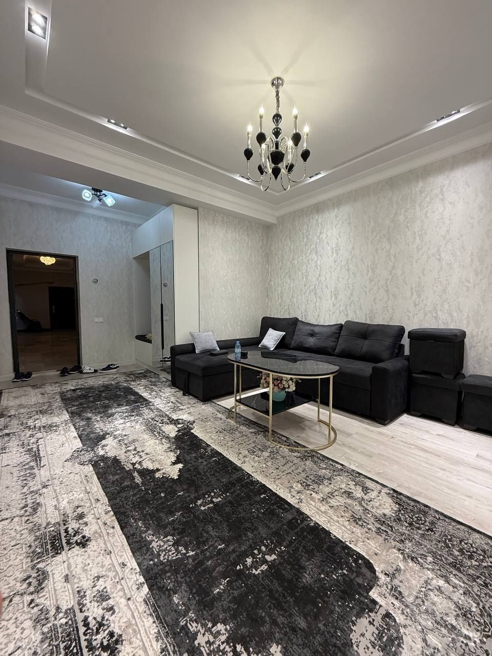 Продаётся квартира Яккасарайский район НОВОСТРОЙКА ЖК. Саламатина