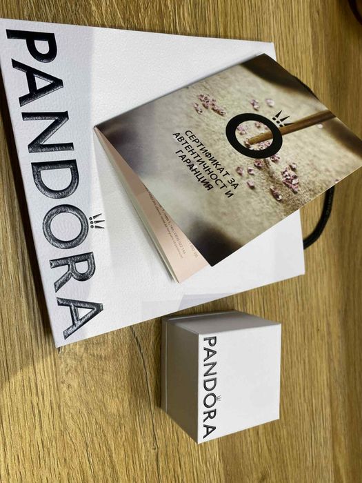 Обеци Пандора със сертификат