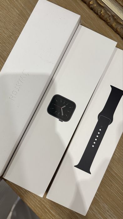Продам apple watch 6 44mm