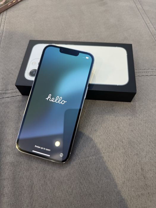 Iphone 13 pro 256 gb. White