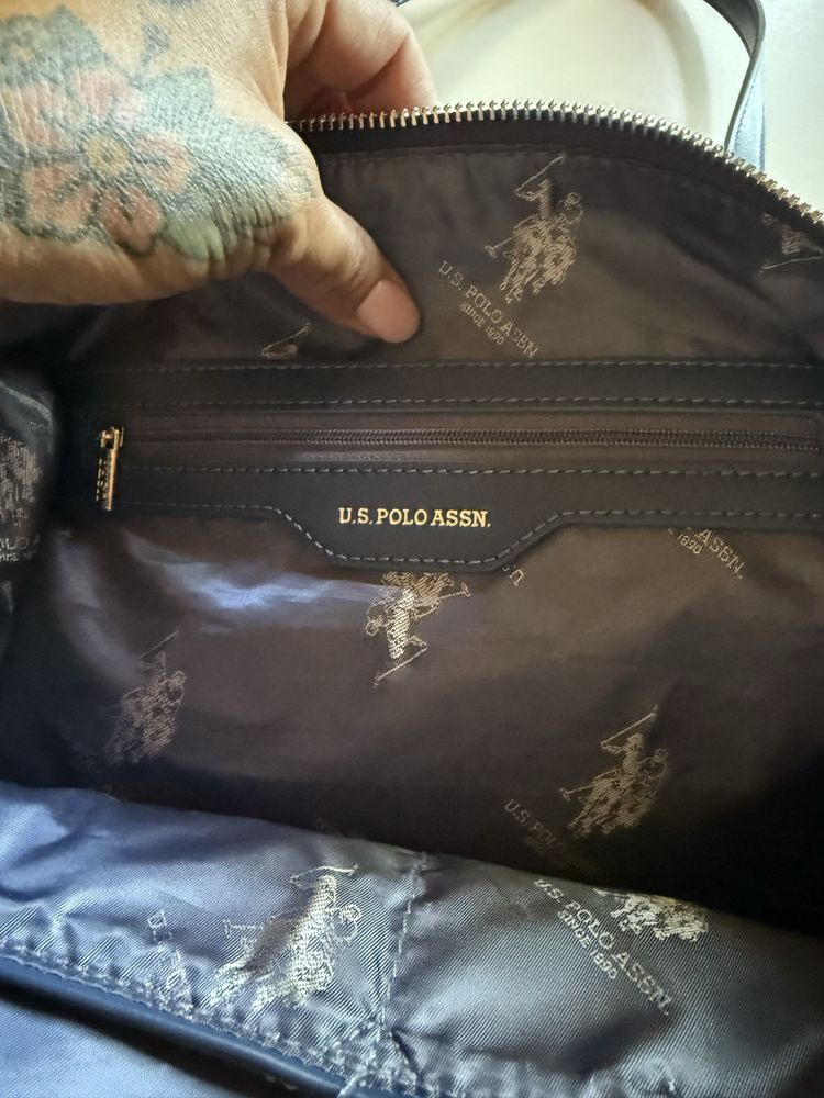 чанта U.S.Polo ASSN,без следи от употреба