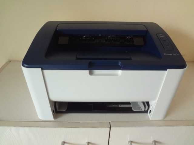 Лазeрен принтер-XEROX PHASER 3020