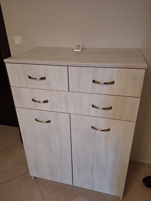 Обзавеждане за антре