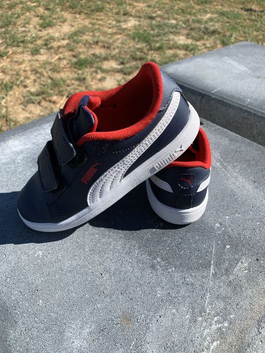 Adidasi Puma nr 27.