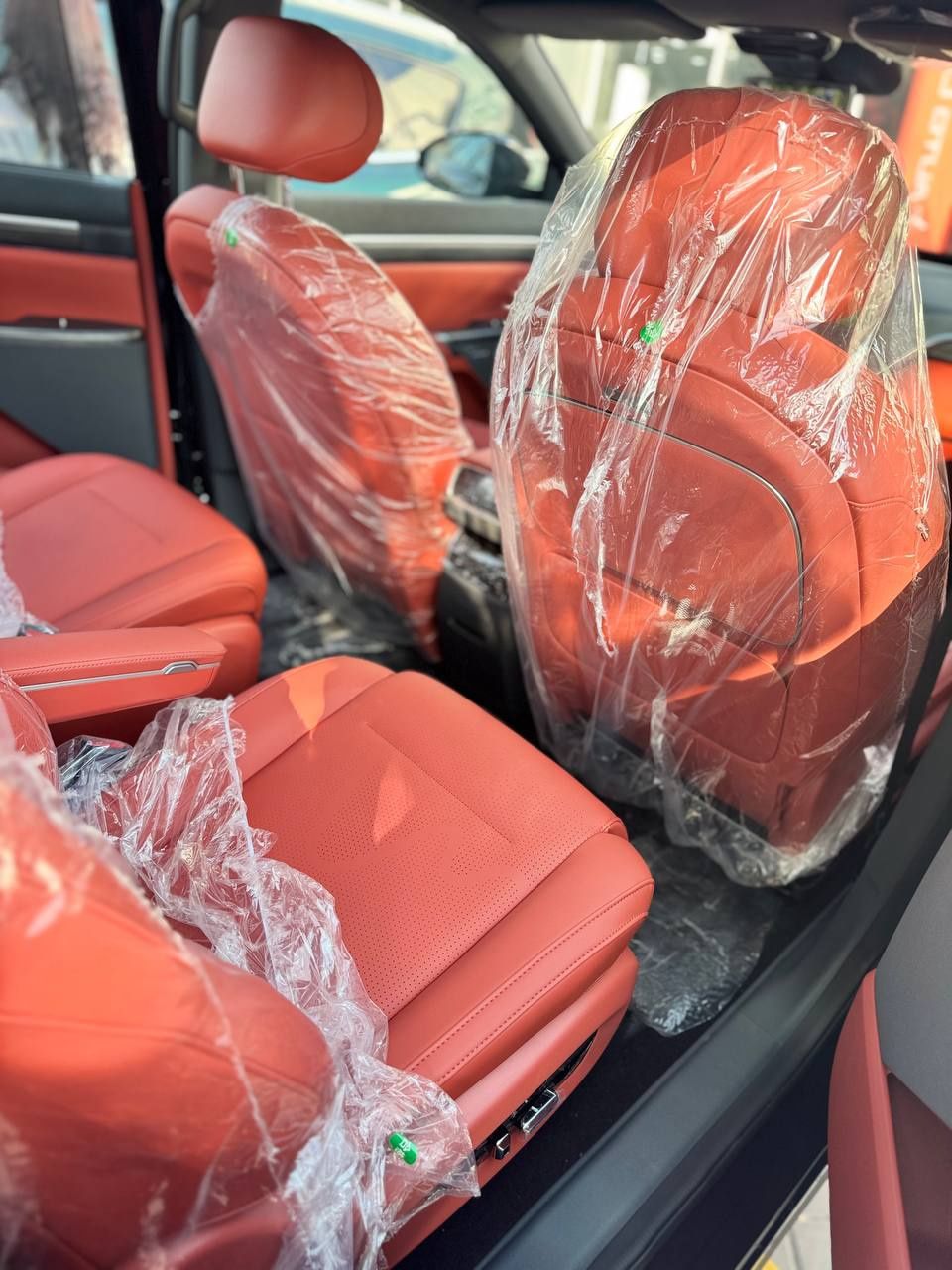 Dongfeng 008 Max va Ultra 2025