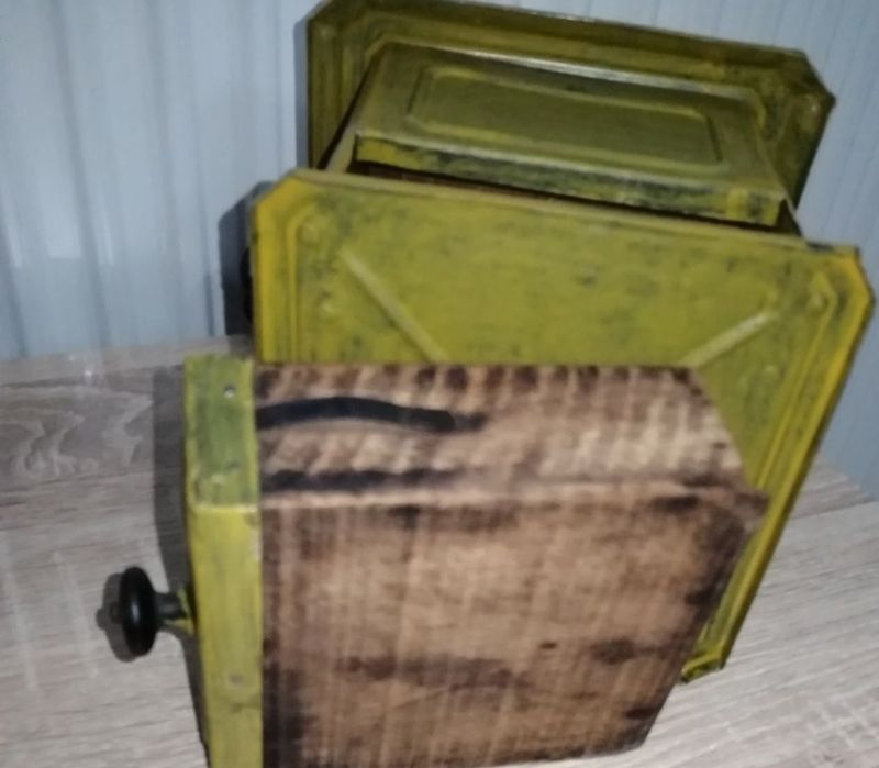 Rasnita veche pentru colectionari