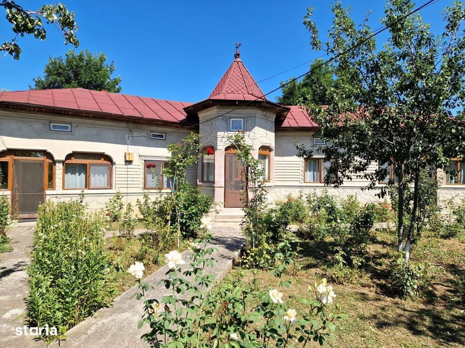 Vanzare Casa + Teren 1000 Mp. - Sat. Odaia Turcului, Com. Matasaru