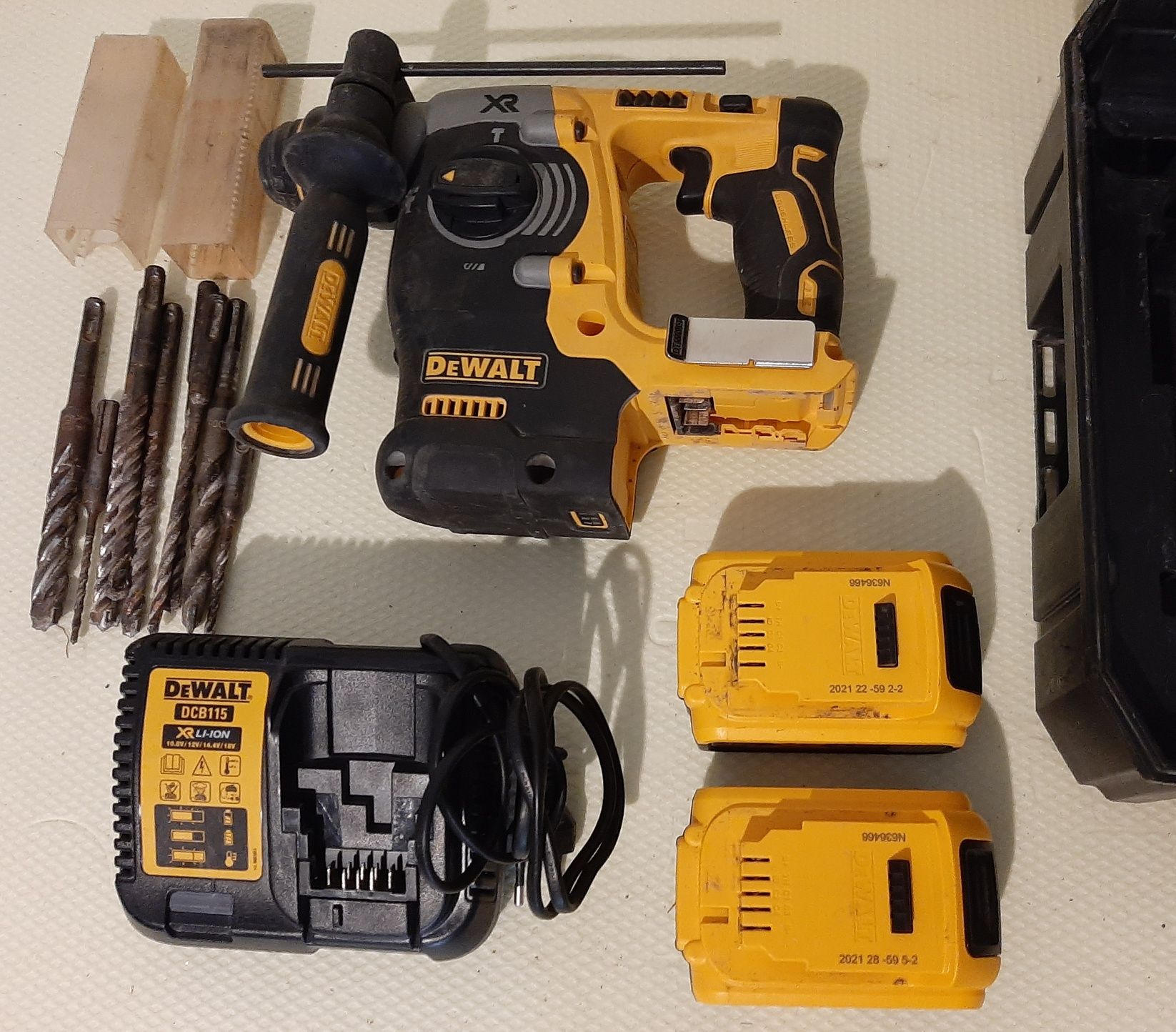 Dewalt DCH273 rotopercutor sds+