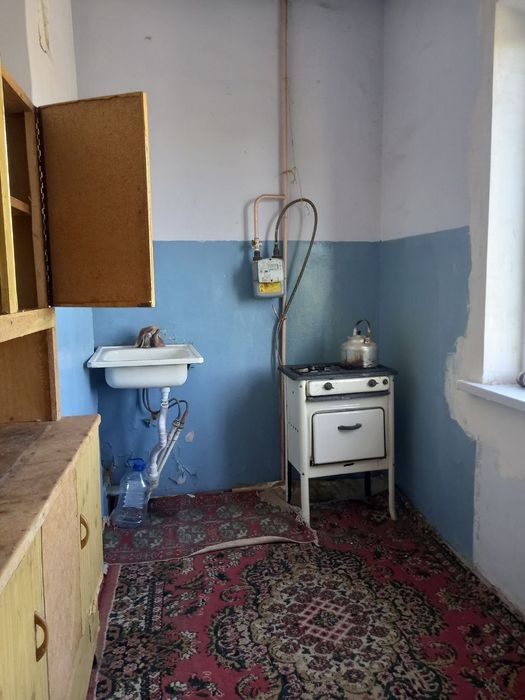 Сайилжой мфйда 1 Хона 2хона килинган кв ижарага берилади