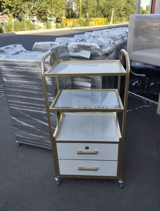 Kushetka etajirka stul yangi Sotiladi