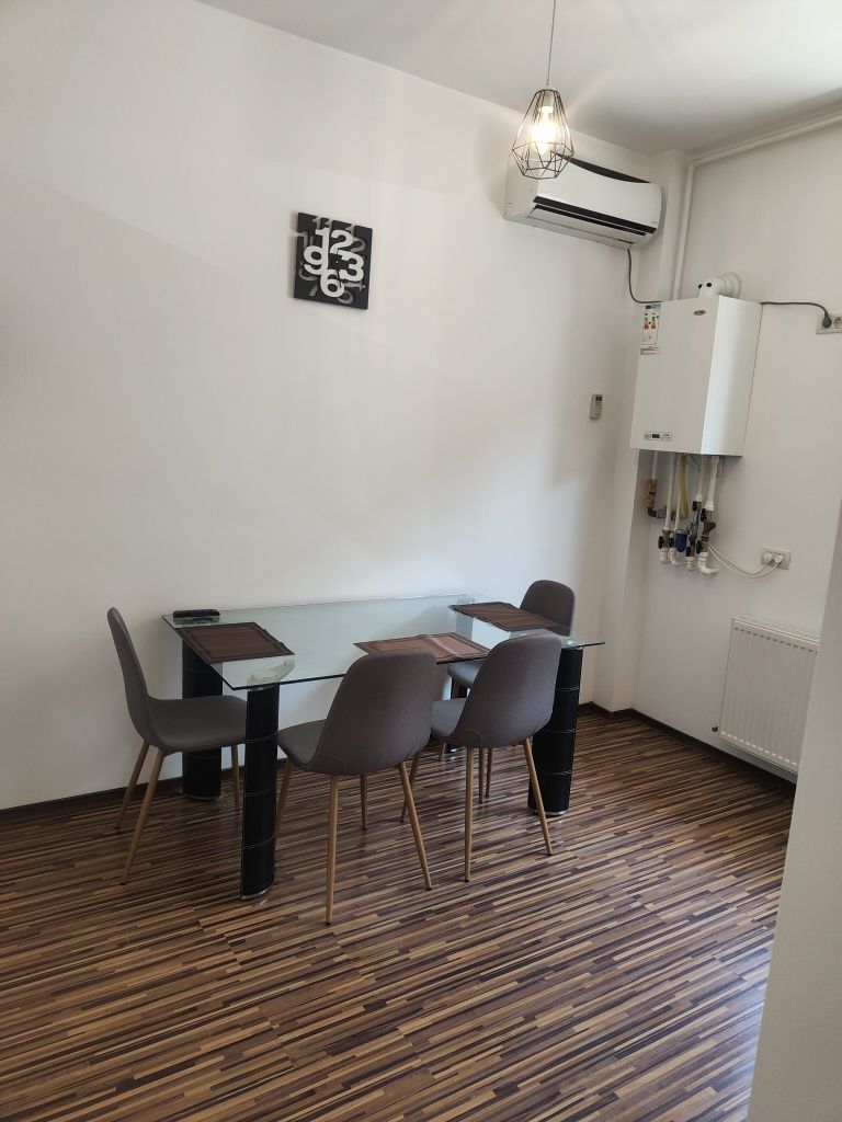 Proprietar inchiriez apartament 3 camere decomandat Tomis Nord Campus