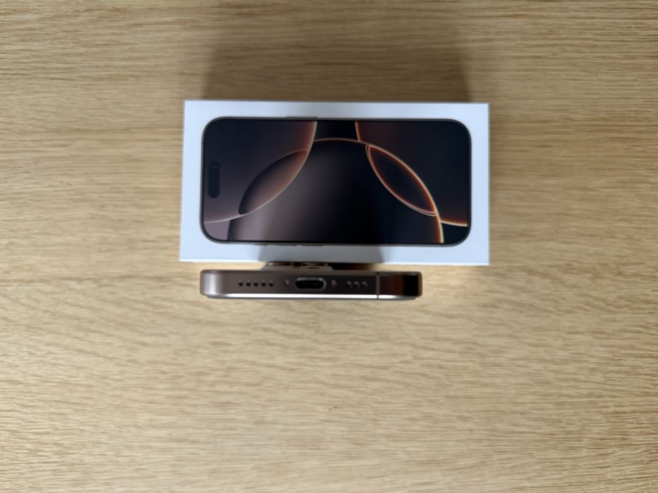 iPhone 16 pro 128 GB
