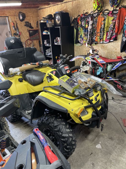 Can am outlander 800R 4x4