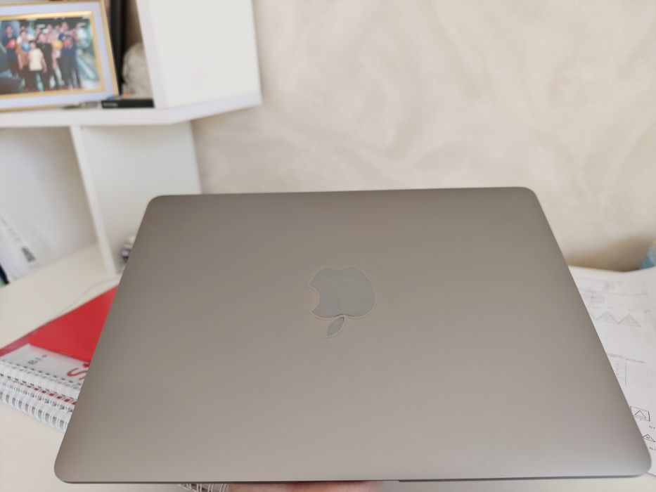 macbook air 2020 core i3