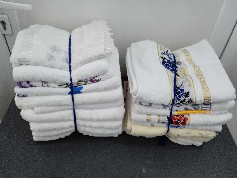 Set 10 prosoape de fata. 48x85 cm. Diverse culori. Noi!