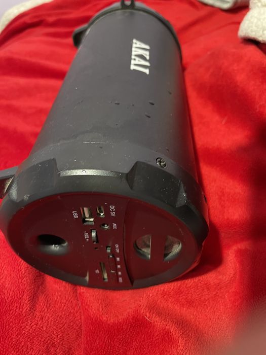 Boxa akai cu bluetooth