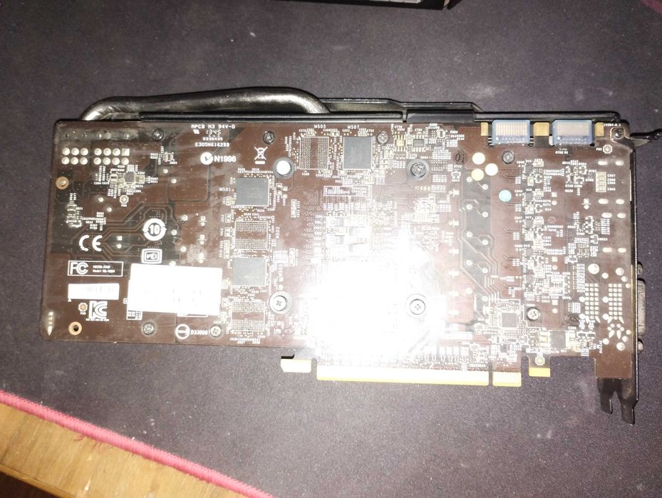 Placa video GTX 680, GTX 760 si Radeon R9 270 4gb