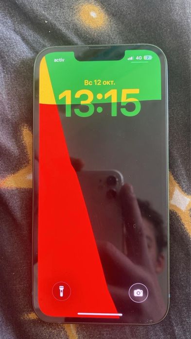 Продам айфонн 13