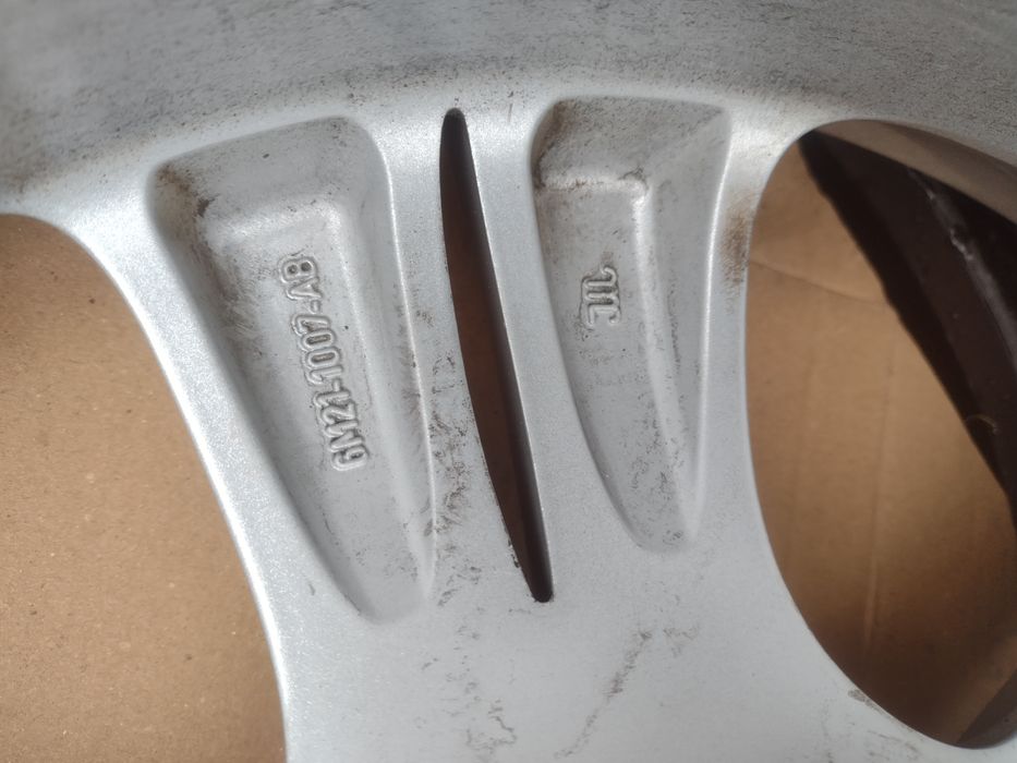 Перфектни 16-5х108 ЕТ50 6.5j Ford S Max