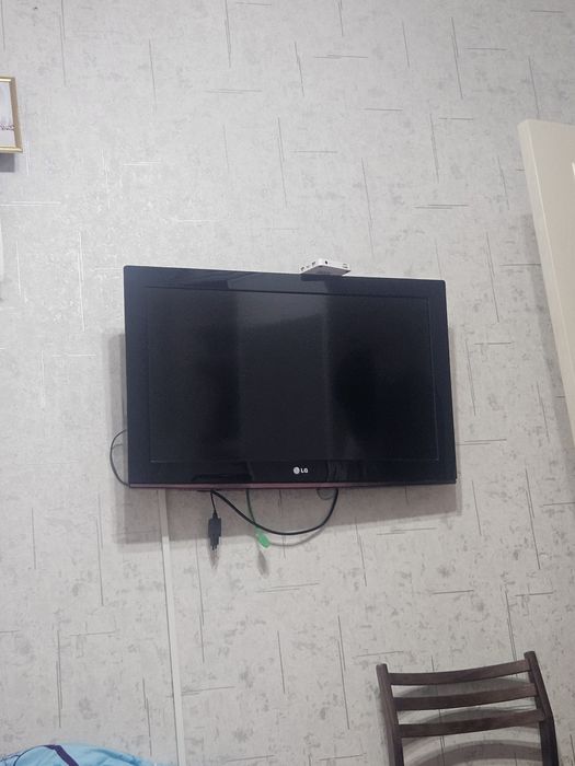 Продам Телевизор LG