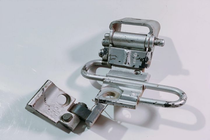 Balama  usa dreapta spate 8P4833412 Audi A3 8P