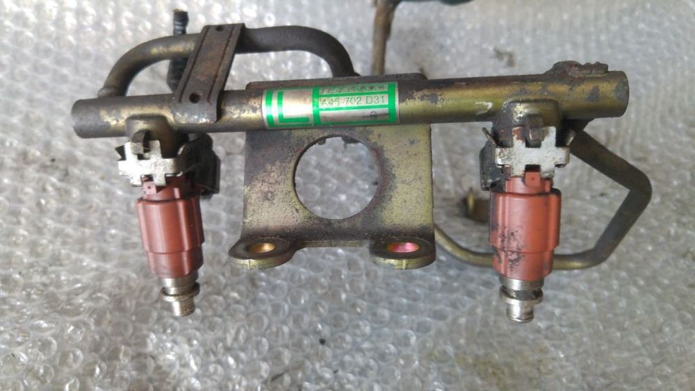 rampa cu injectoare 1.6 benz ej16 subaru impreza 1992-2000 17523aa521 fbjb100