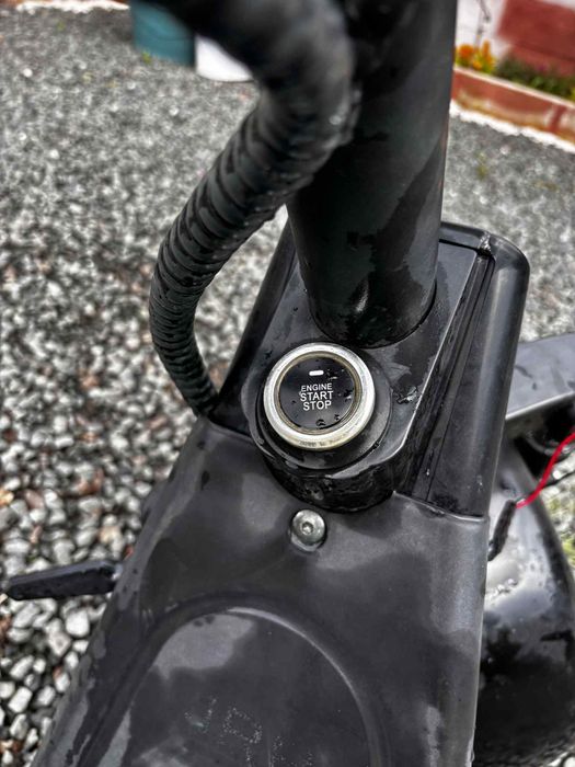 Motoreta electrică