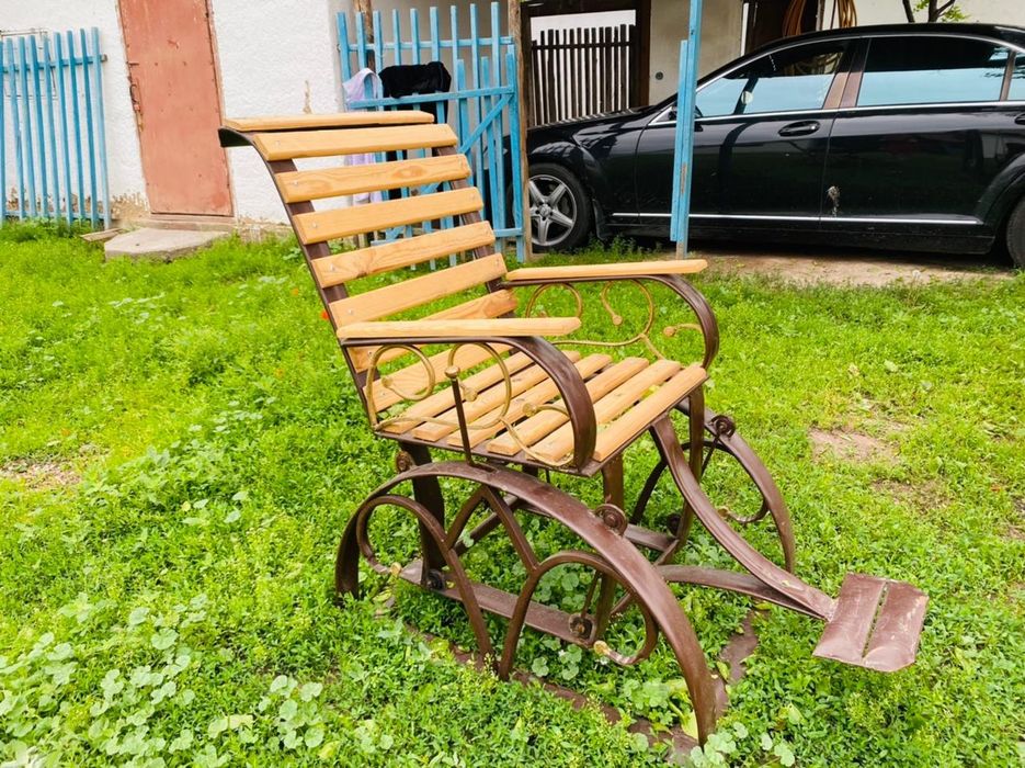 Кресло качалка  ручной работы