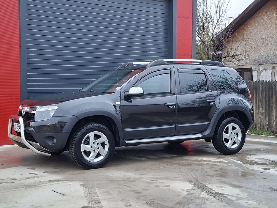 Duster 4x4 / decuplabil / Look - Benzină