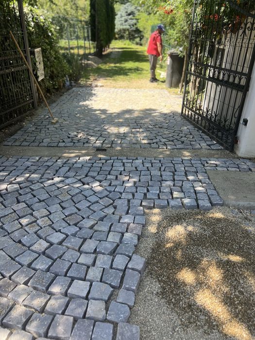 Piatra cubica andezit 10x10x10 + montat oriunde in tara