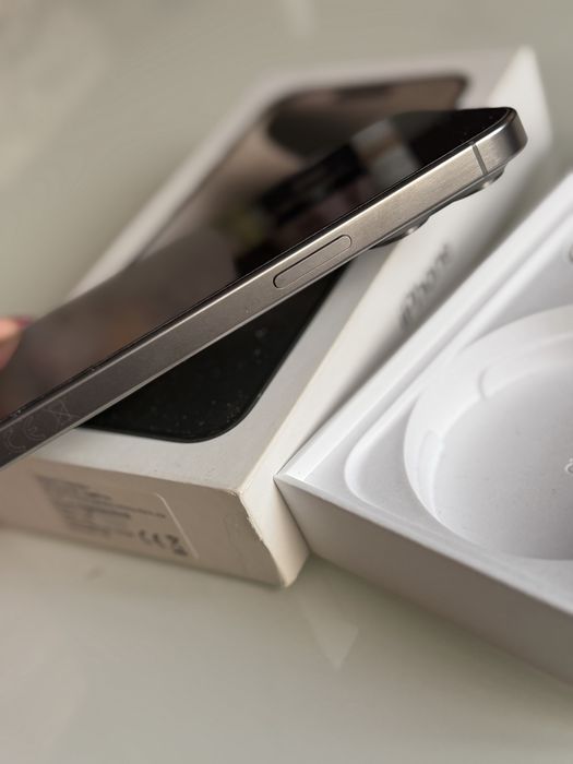 Iphone 15 PRO 128GB - Перфектен