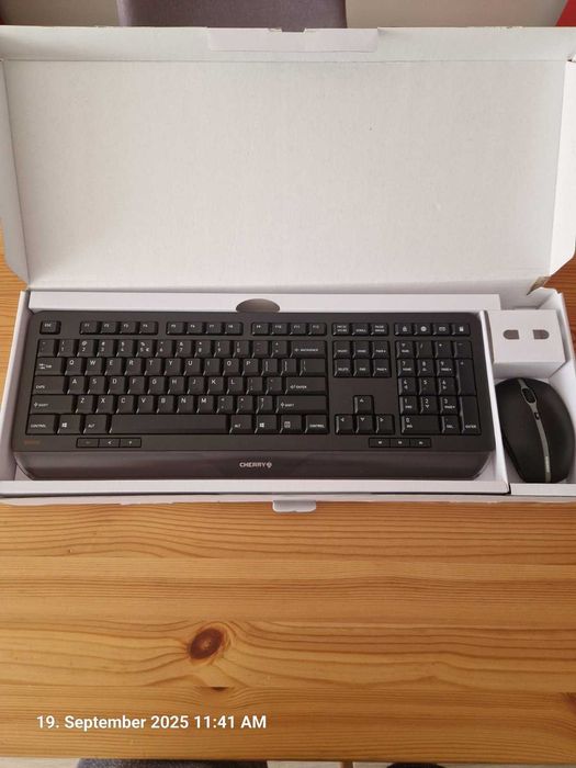 CHERRY GENTIX Wireless Keyboard and Mouse