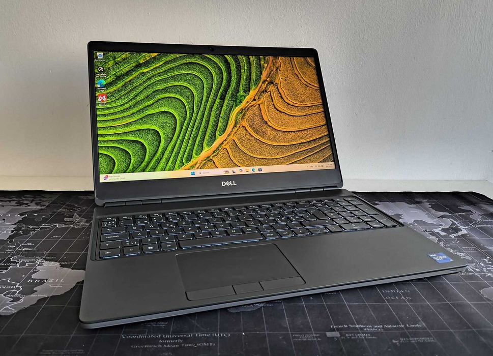 Dell Precision 7560 15,6"FHD i9-11950H nVidia RTX A2000 128GB RAM