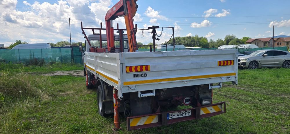 Iveco Zeta basculabil și macara