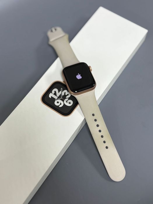 apple watch series SE (лот 796828) г. Семей ул. Глинки 51/2