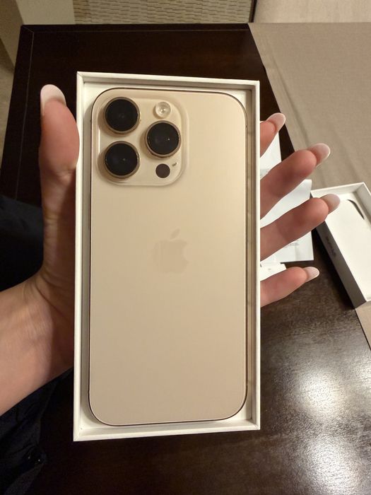 Iphone 16 pro desert titanium 128gb