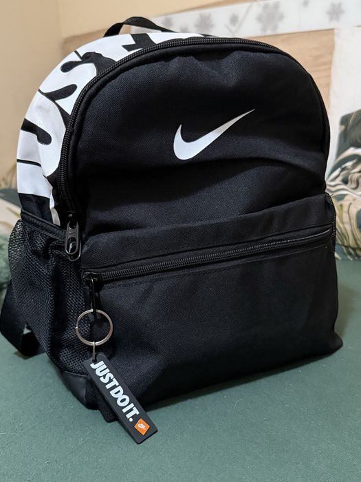 Раничка Nike Brasilia