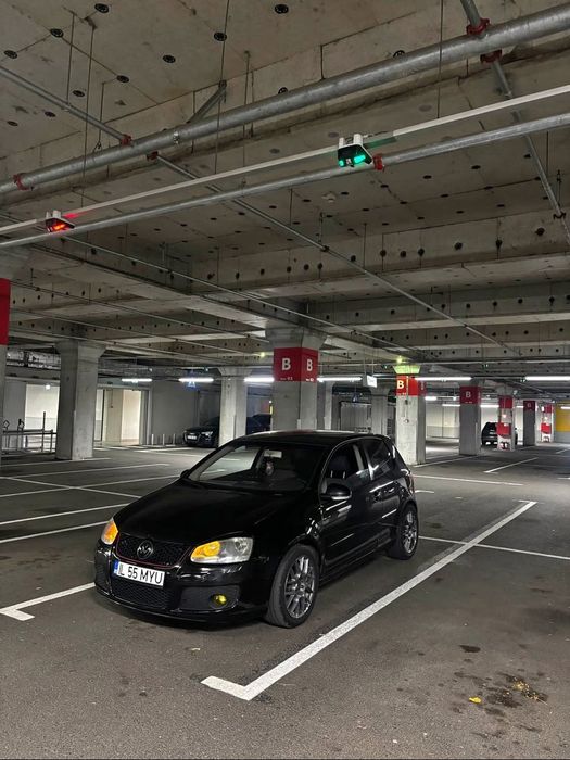 Vând Vw Golf 5 2.0 Tdi