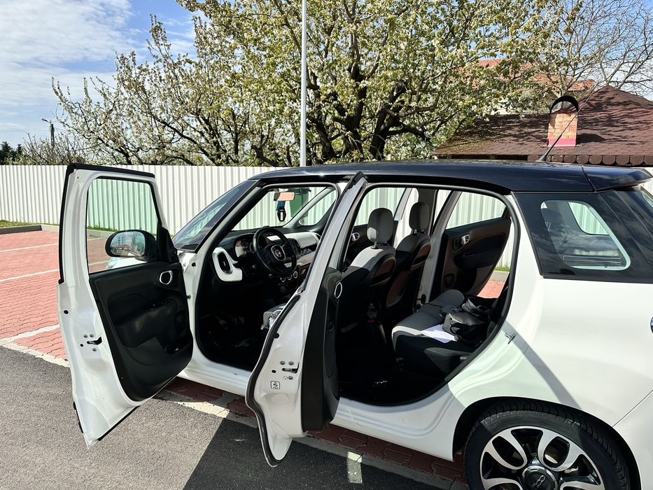 Fiat 500 1.4 Benzină | Alb | 4 Uși | Climatizare | Geamuri Electrice