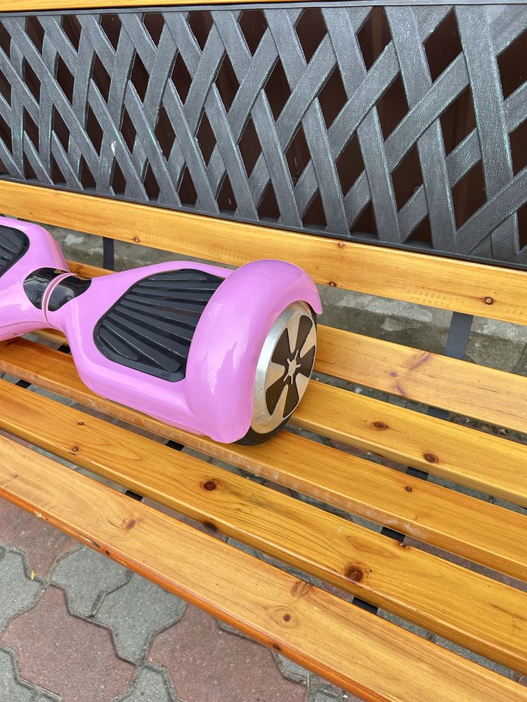 Hoverboard roz funcționabil