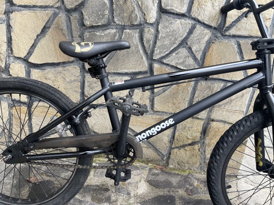 Bicicleta Bmx jumper Mongoose foaie și pinion mic roti 20”
