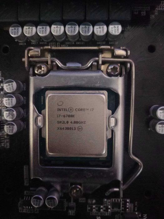 Продам срочно пк комплектующие !!!