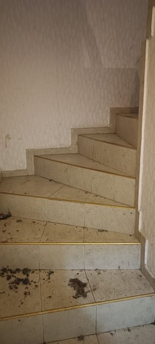 Собственик продава без посредници изгодно къща  до София