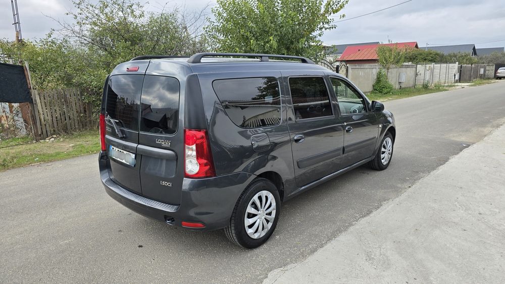 Vând Dacia Logan Mcv