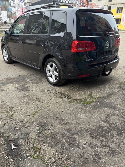 Vand touran2.0 tdi 7 locuri